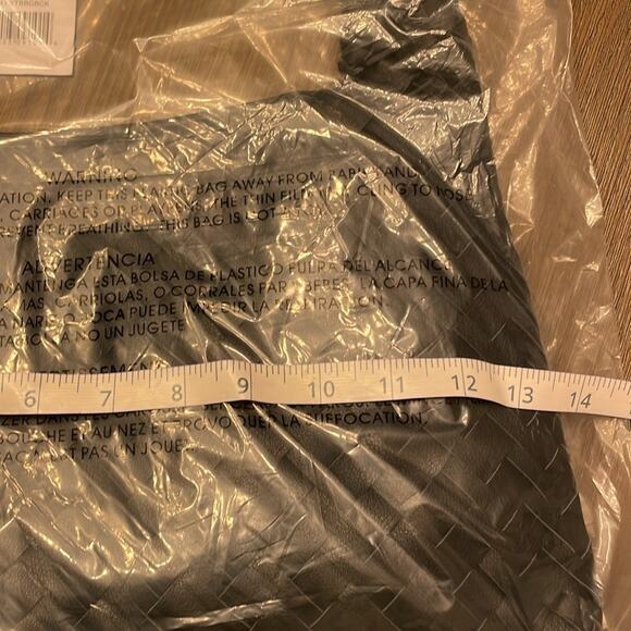 NWT WALTER BAKER Margaux Handbag - Picture 6 of 9